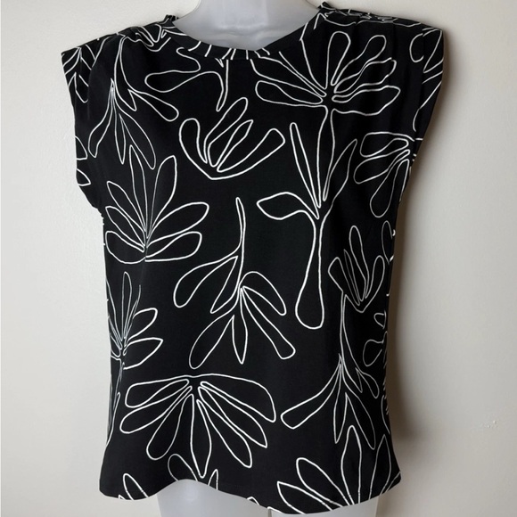 NEW Chico's Top Size 0 (Small) Pottery Tuck Short Sleeves Knit Blouse Floral - Picture 2 of 8